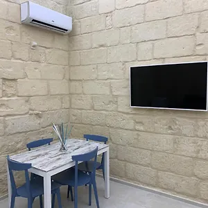 Casa Loca Intera Casa A Due Passi Da Porta San Biagio Hébergement de vacances